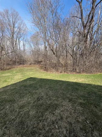 $319,900 | 407 Lake Road, St. Albans Town, VT 05478