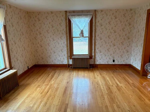 $319,900 | 407 Lake Road, St. Albans Town, VT 05478
