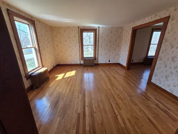 $319,900 | 407 Lake Road, St. Albans Town, VT 05478