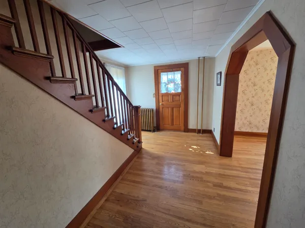 $319,900 | 407 Lake Road, St. Albans Town, VT 05478