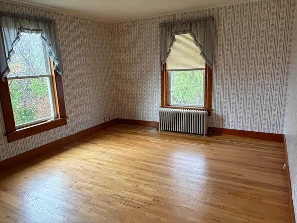 $319,900 | 407 Lake Road, St. Albans Town, VT 05478