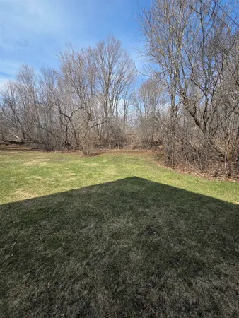 $319,900 | 407 Lake Road, St. Albans Town, VT 05478