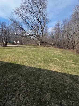 $319,900 | 407 Lake Road, St. Albans Town, VT 05478