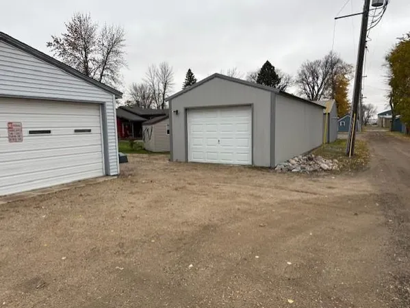 $199,900 | 211 9th Street South, Breckenridge, MN 56520
