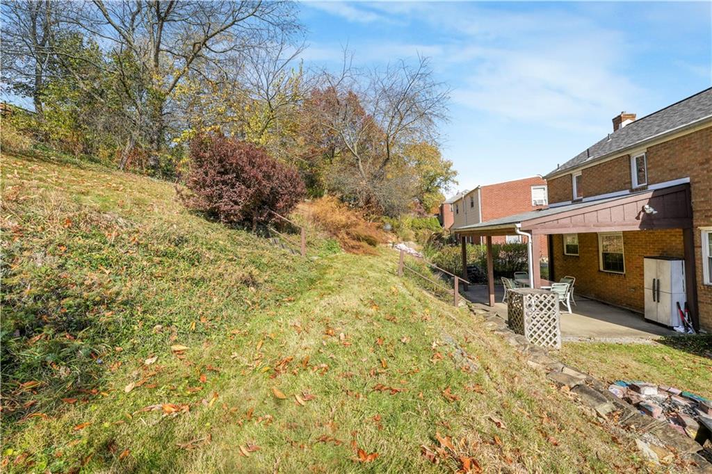 1011 Dallett Road Pittsburgh, PA 15227 - Photo 30 of 37 Gallery Image 30