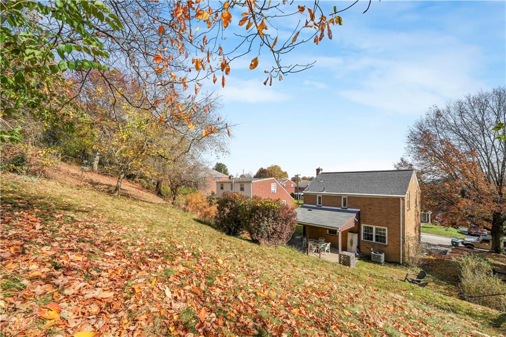 1011 Dallett Road Pittsburgh, PA 15227 - Photo 31 of 37 Gallery Image 31