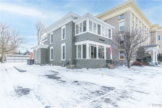 $1,200 | 325 Holcomb Street, Unit 2, Watertown, NY 13601