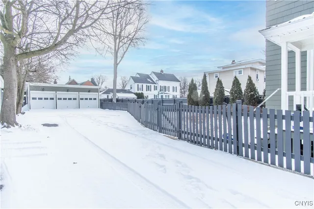 $1,200 | 325 Holcomb Street, Unit 2, Watertown, NY 13601