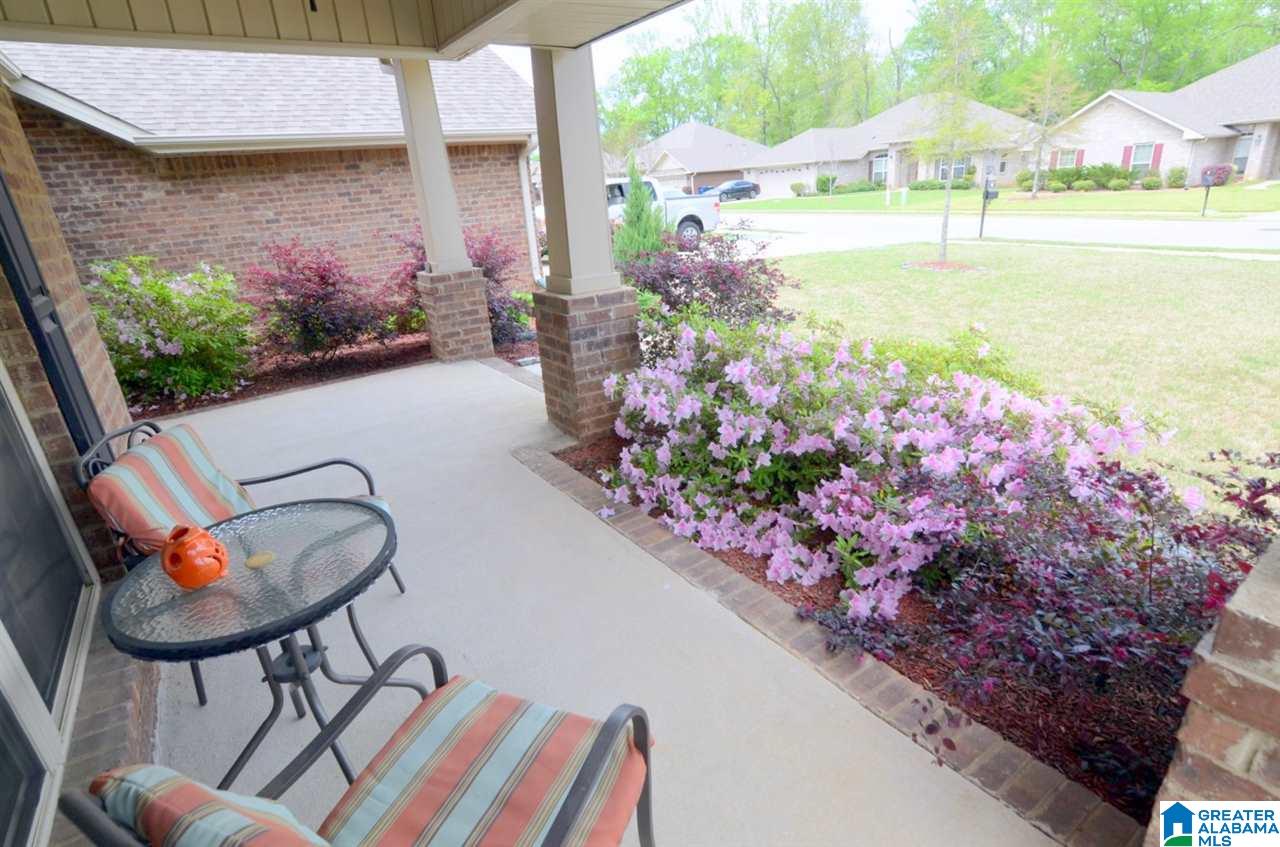 152 Golden Meadows Drive Alabaster, AL 35007 - Photo 3 of 43