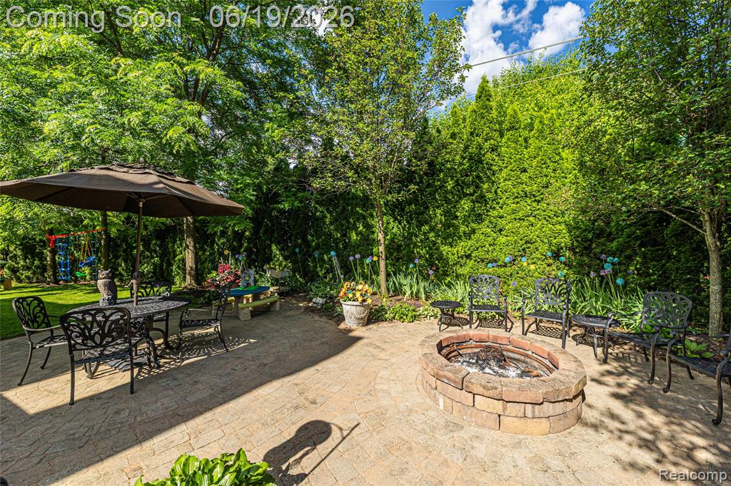 1781 Apple Ridge Court Rochester Hills, MI 48306 - Photo 7 of 79