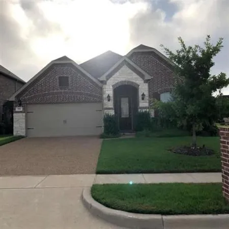 $3,200 | 700 Feathering Way, Plano, TX 75074