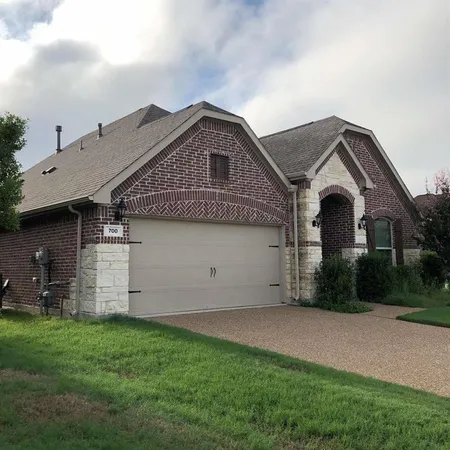 $3,200 | 700 Feathering Way, Plano, TX 75074