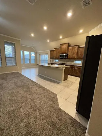 $3,200 | 700 Feathering Way, Plano, TX 75074