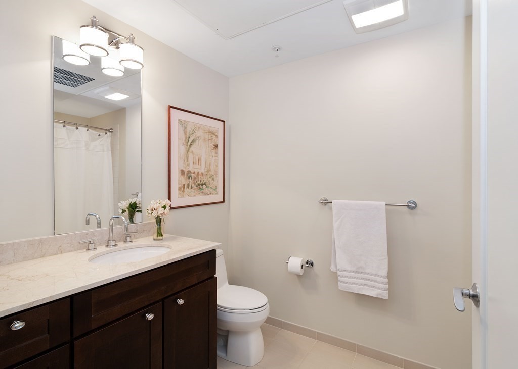 23 Shipyard Drive, Unit 401 Hingham, MA 02043 - Photo 17 of 25