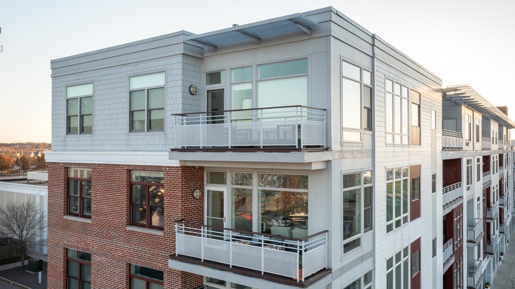 23 Shipyard Drive, Unit 401 Hingham, MA 02043 - Photo 2 of 25