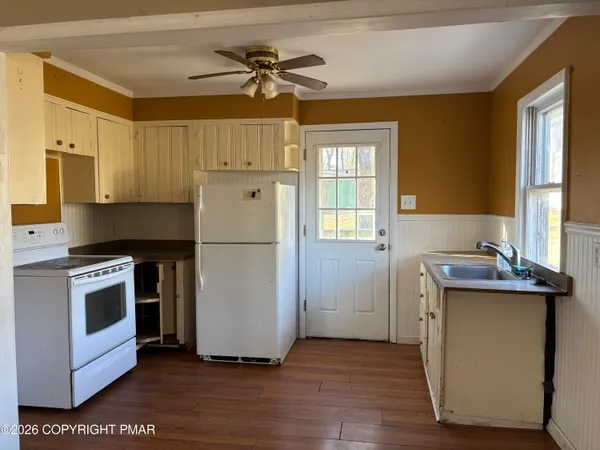 $215,000 | 165 Hemlock Drive, Kunkletown, PA 18058