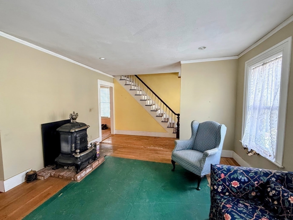 8 Maple Street Upton, MA 01568 - Photo 11 of 31