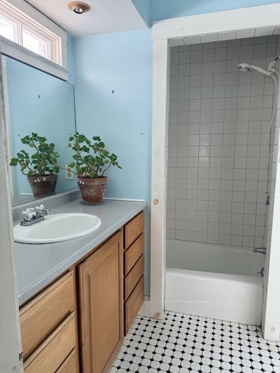 8 Maple Street Upton, MA 01568 - Photo 17 of 31