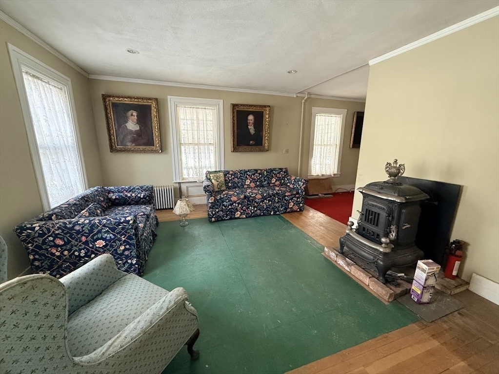 8 Maple Street Upton, MA 01568 - Photo 9 of 31