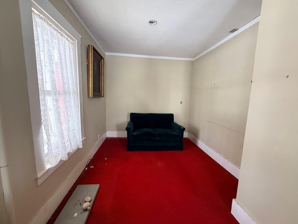 8 Maple Street Upton, MA 01568 - Photo 10 of 31