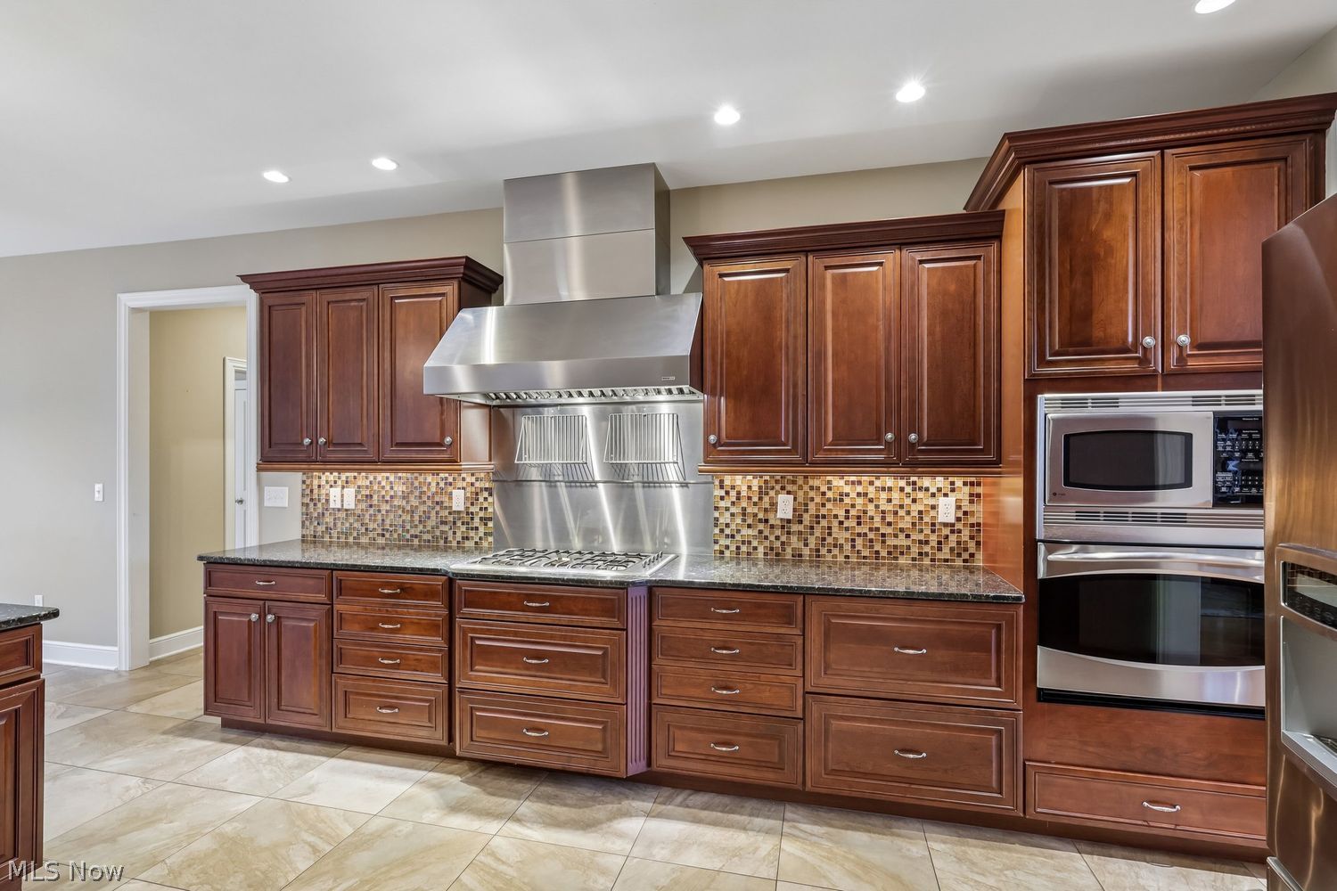 6836 Kyle Ridge Pointe Canfield, OH 44406 - Photo 12 of 45 Gallery Image 12
