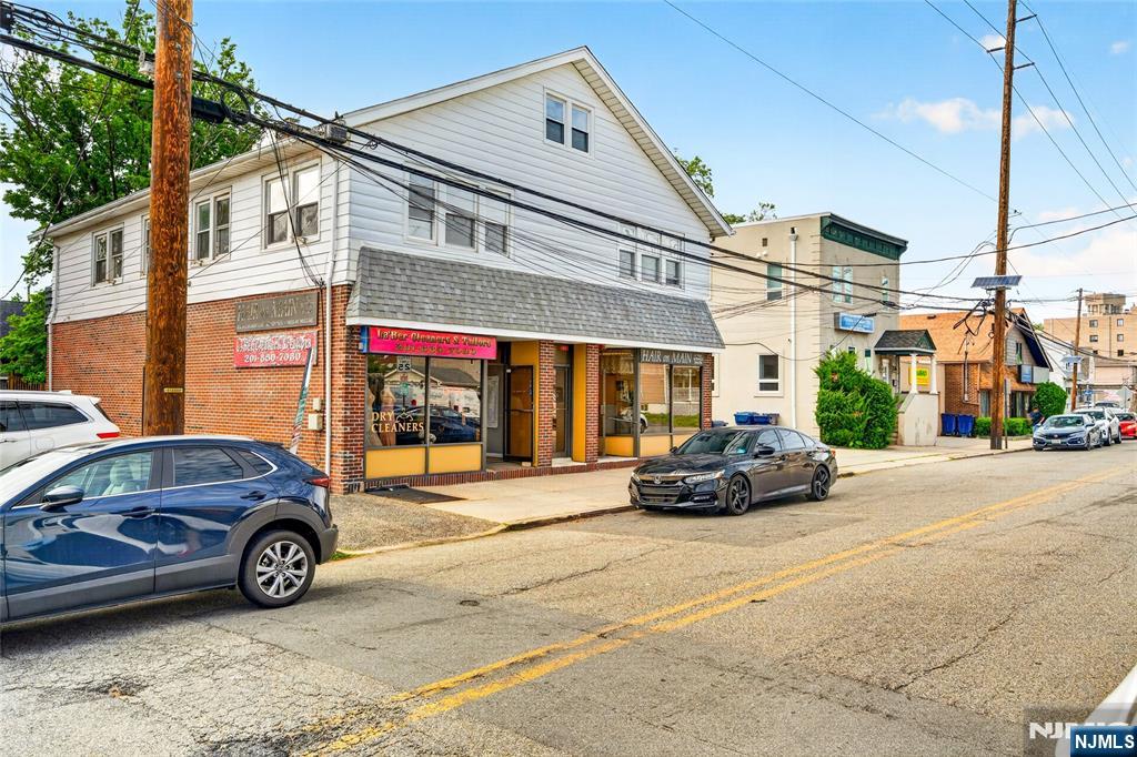 825 Main Street, Unit A Hackensack, NJ 07601 - Photo 5 of 48