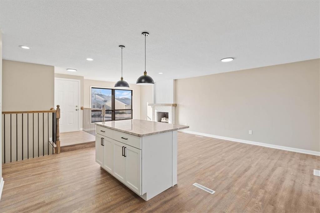 10854 Rosehill Road Overland Park, KS 66210 - Photo 13 of 32