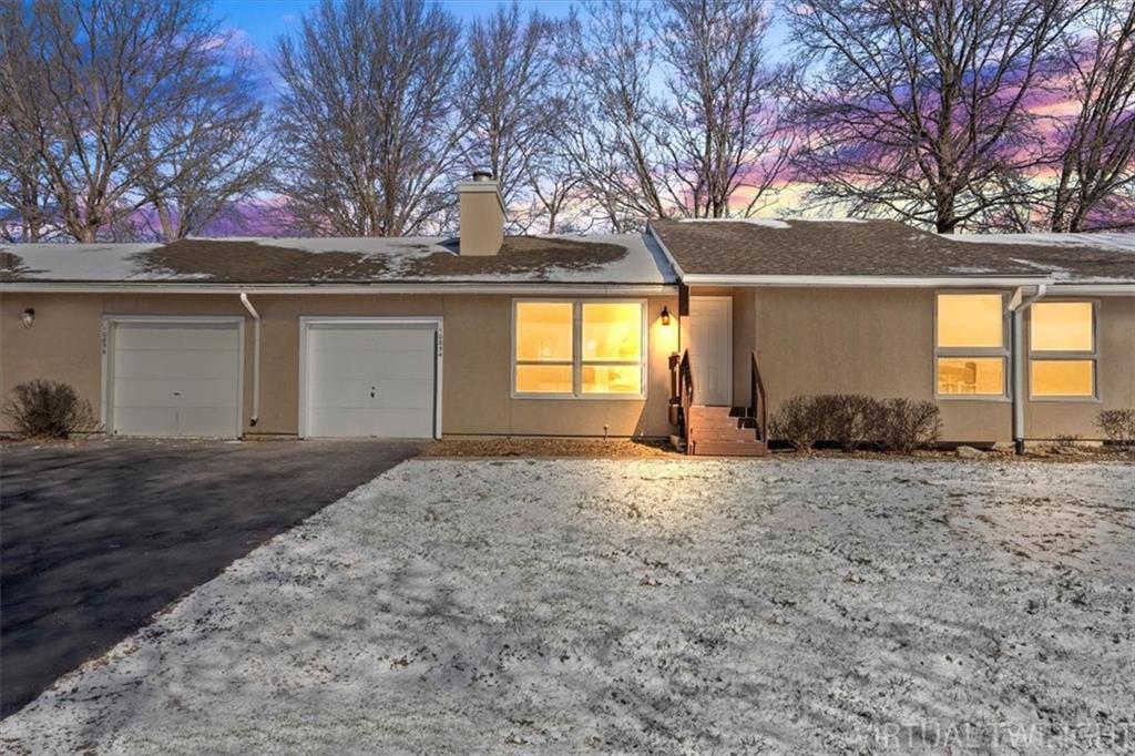 10854 Rosehill Road Overland Park, KS 66210 - Photo 2 of 32