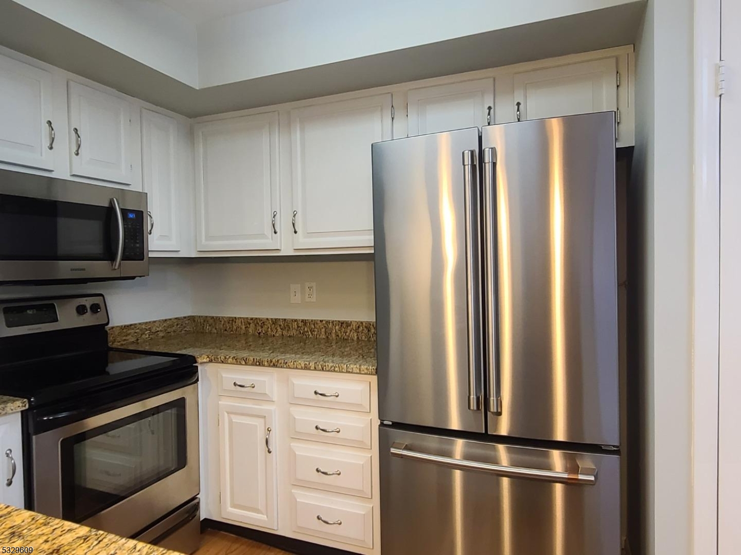 43 Tansy Court Bedminster, NJ 07921 - Photo 1 of 25
