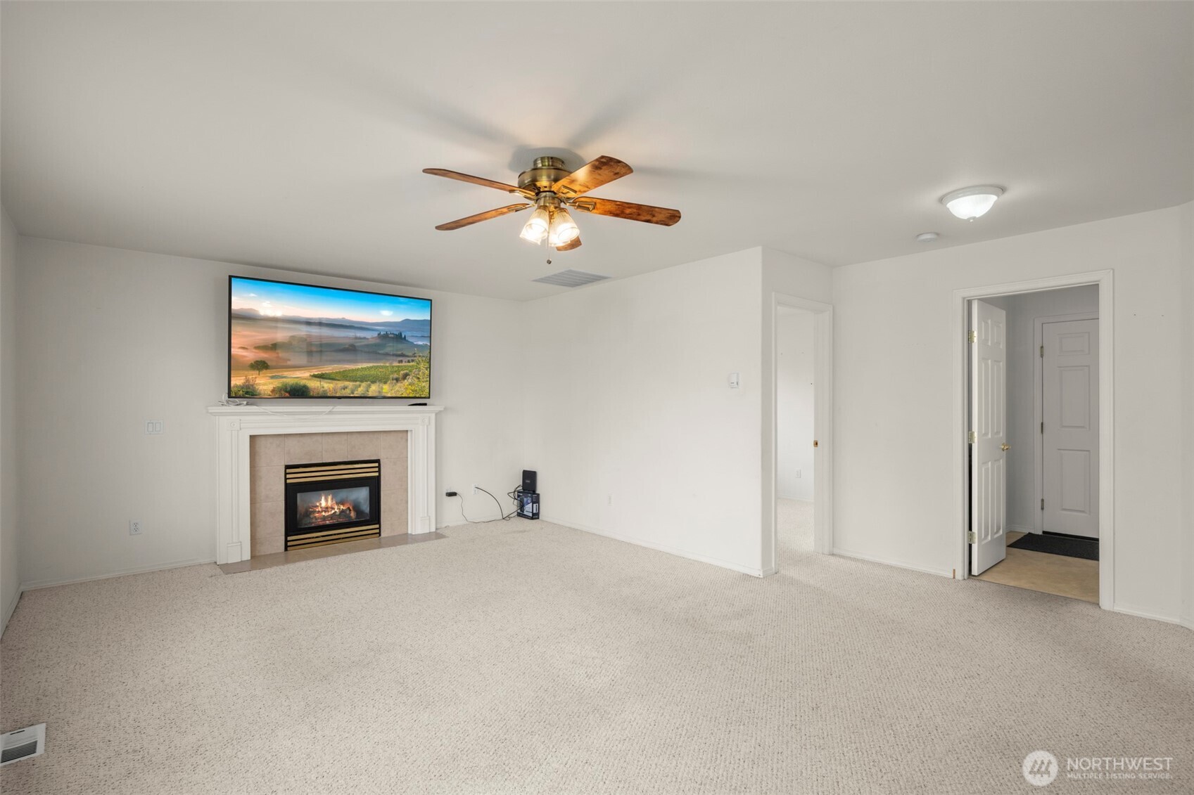 530 Hackmann Street Buckley, WA 98321 - Photo 14 of 37