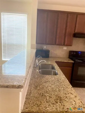 $1,600 | 339 Mistflower, New Braunfels, TX 78130