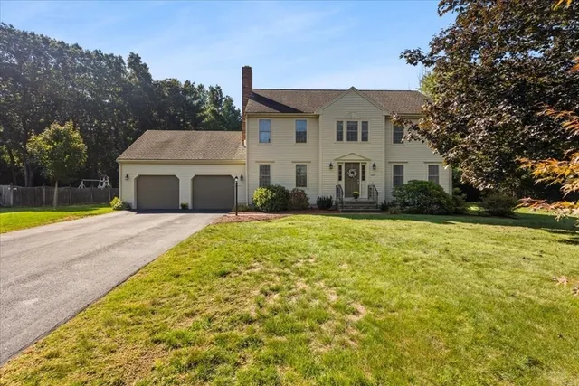 $774,000 | 260 Boxwood Lane, Bridgewater, MA 02324