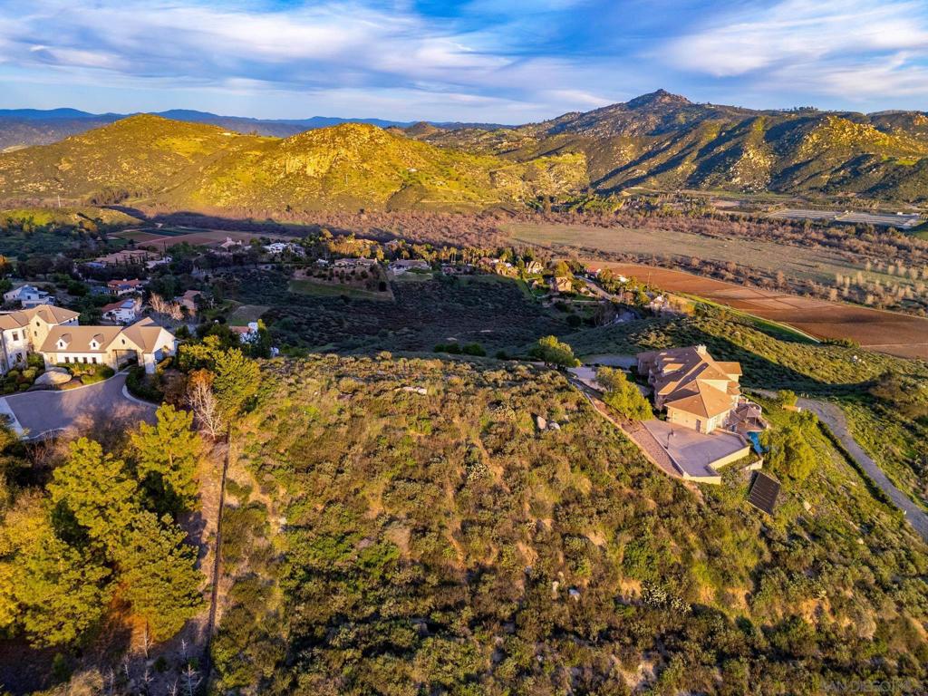 21 Stonepointe Drive Escondido, CA 92025 - Photo 12 of 16 a view of a city