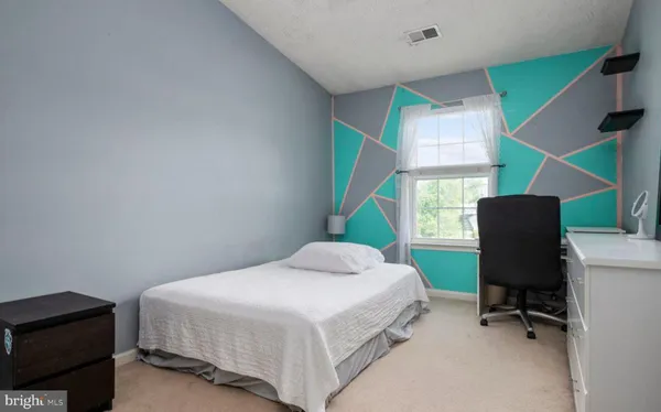 $2,600 | 1525 Fairbrook Court, Severn, MD 21144
