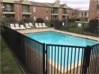 $1,425 | 18800 Egret Bay Boulevard, Unit 110, Webster, TX 77058