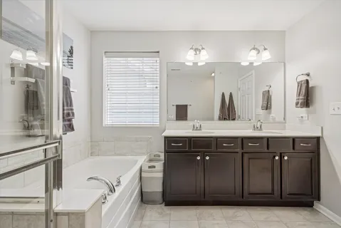 $750,000 | 33 North Lincoln Lane, Arlington Heights, IL 60004
