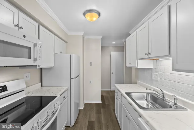 $300,000 | 9413 Penshurst Court, Gaithersburg, MD 20886