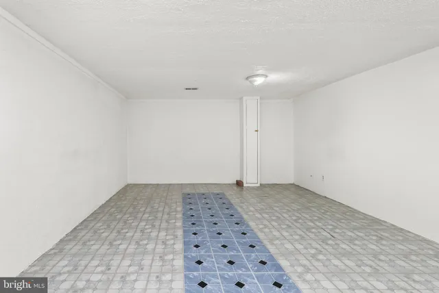 $300,000 | 9413 Penshurst Court, Gaithersburg, MD 20886