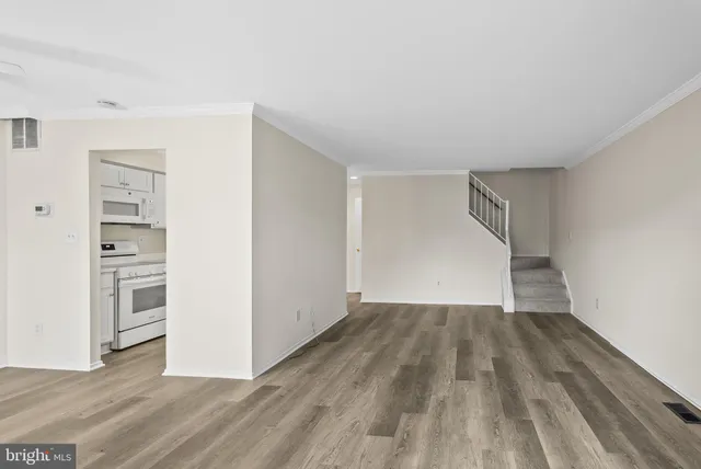 $300,000 | 9413 Penshurst Court, Gaithersburg, MD 20886