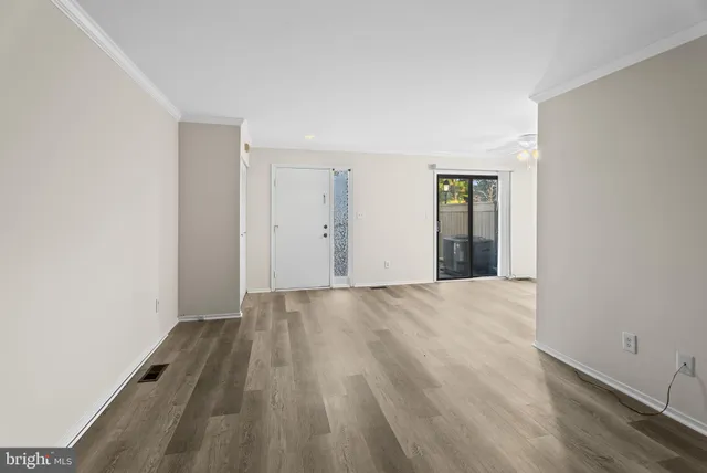 $300,000 | 9413 Penshurst Court, Gaithersburg, MD 20886