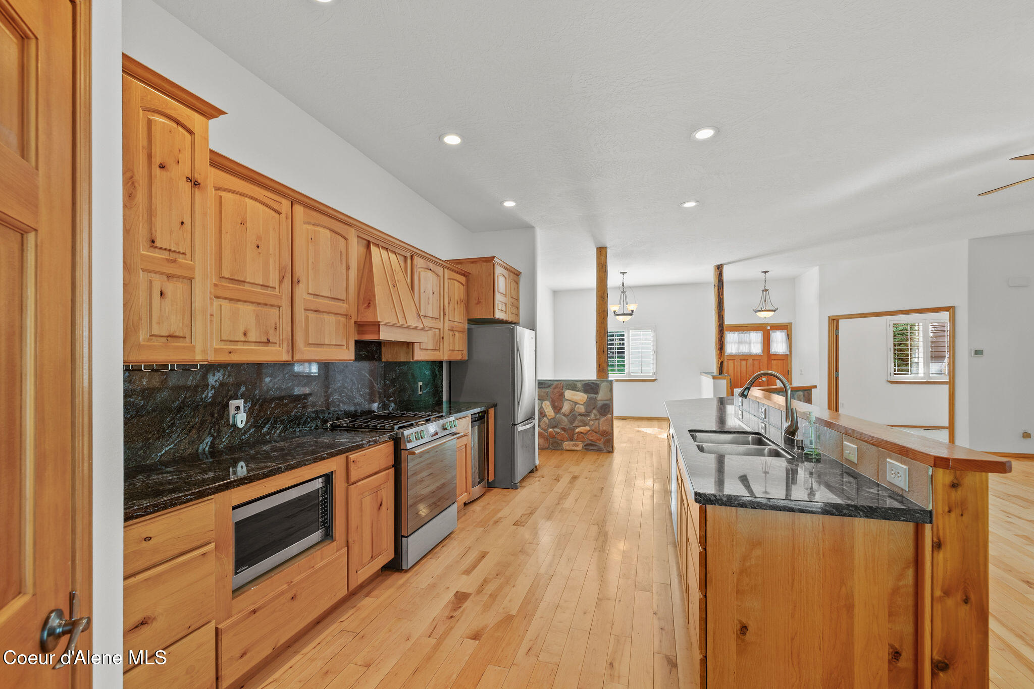 18407 West Rice Avenue Post Falls, ID 83854 - Photo 12 of 52 Kitchen