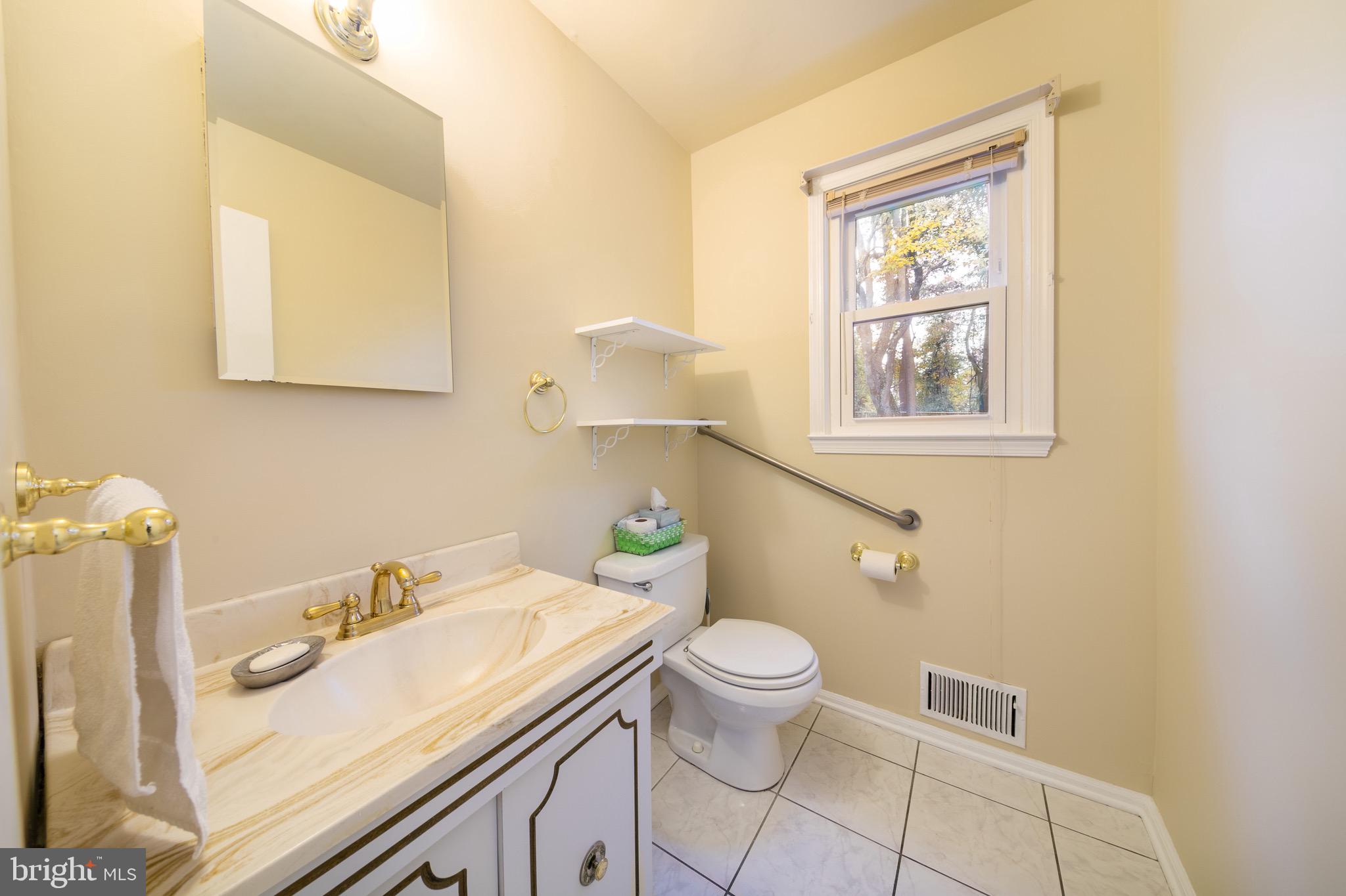 19 Scudder Road Ewing, NJ 08628 - Photo 11 of 20
