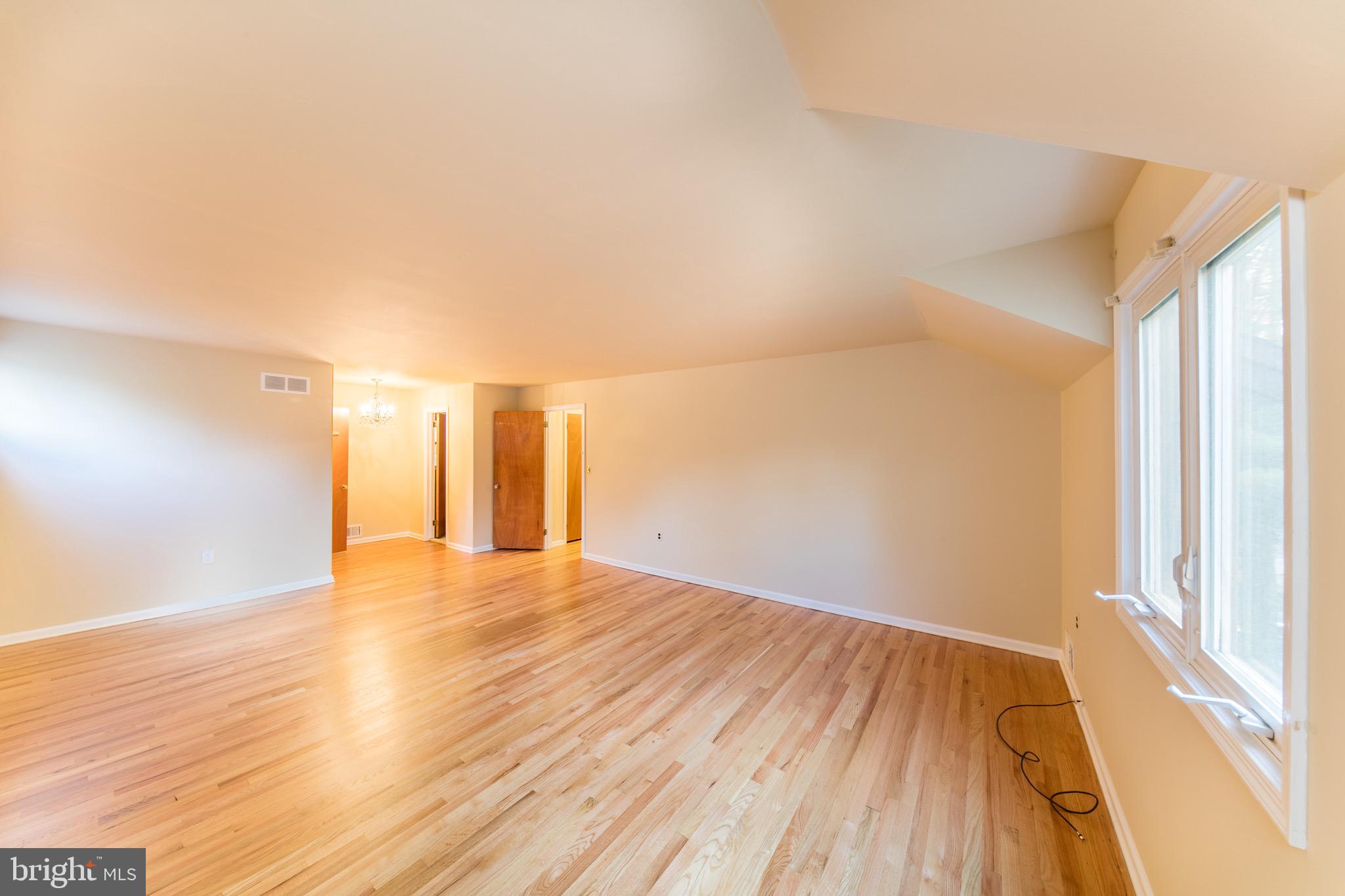 19 Scudder Road Ewing, NJ 08628 - Photo 12 of 20