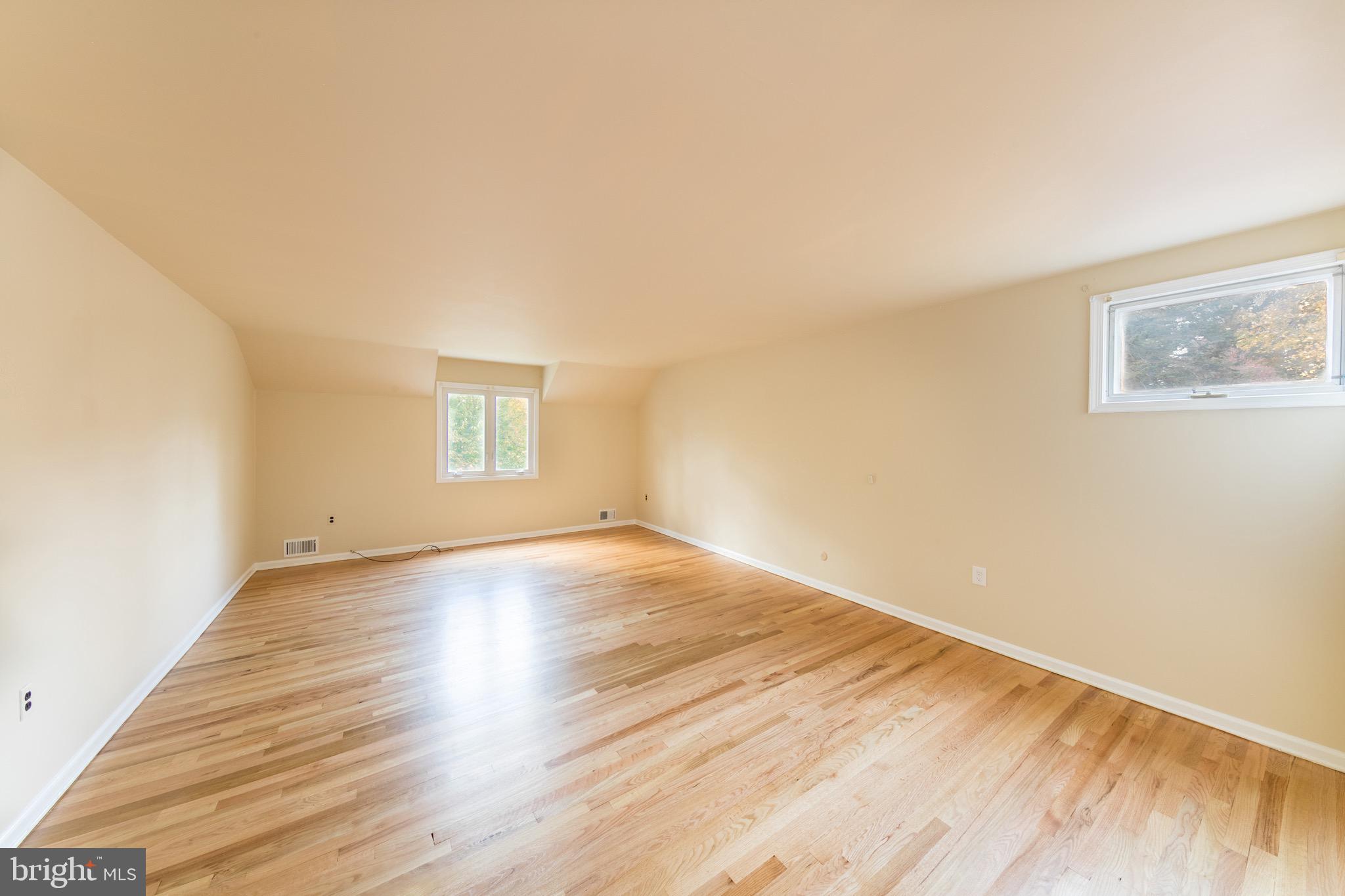 19 Scudder Road Ewing, NJ 08628 - Photo 13 of 20