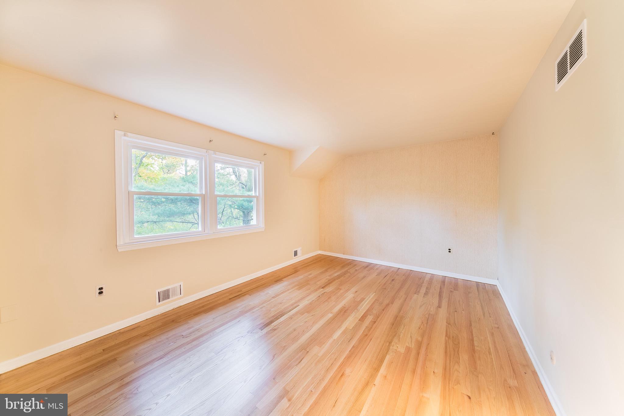 19 Scudder Road Ewing, NJ 08628 - Photo 15 of 20