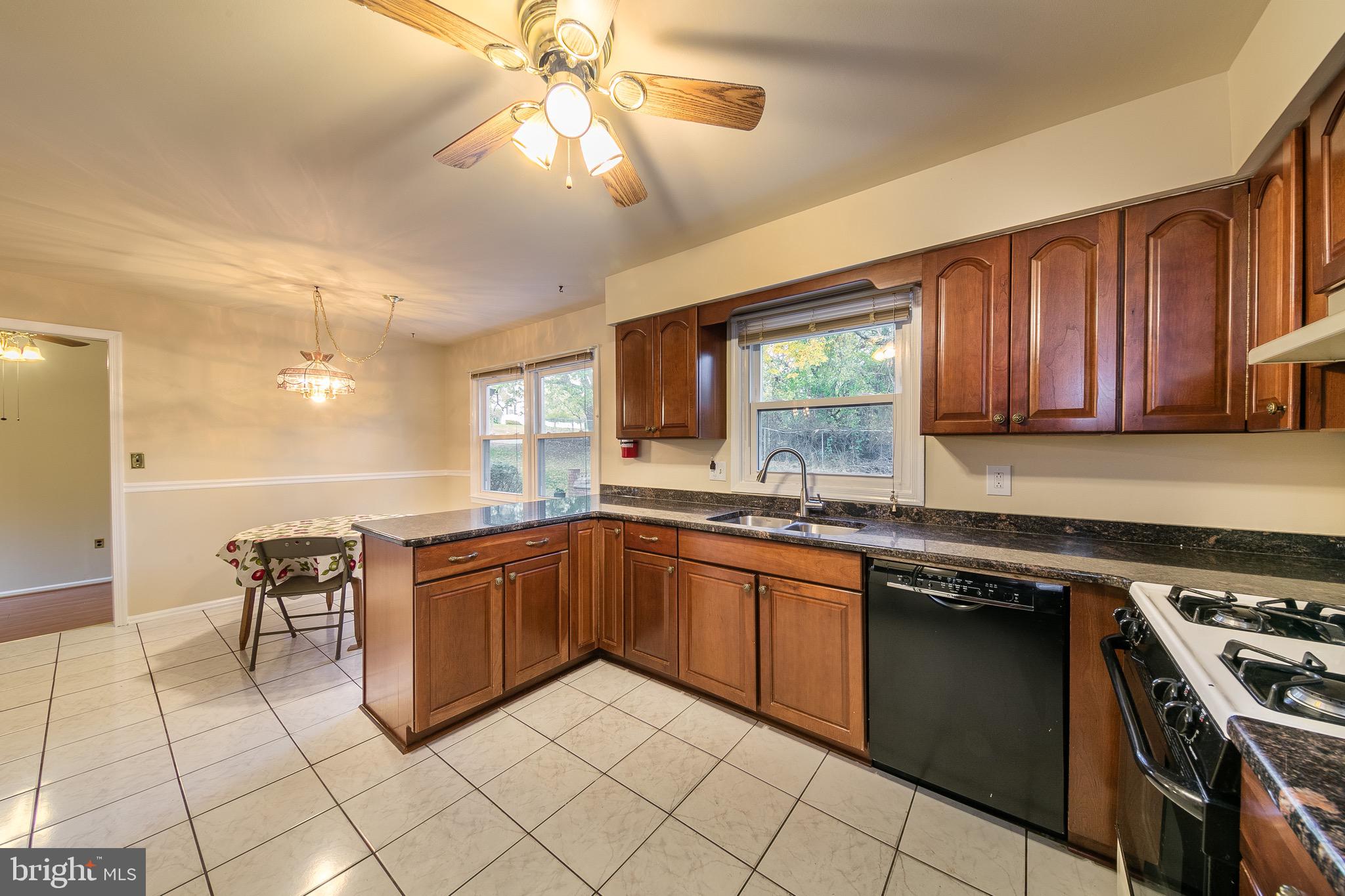 19 Scudder Road Ewing, NJ 08628 - Photo 6 of 20