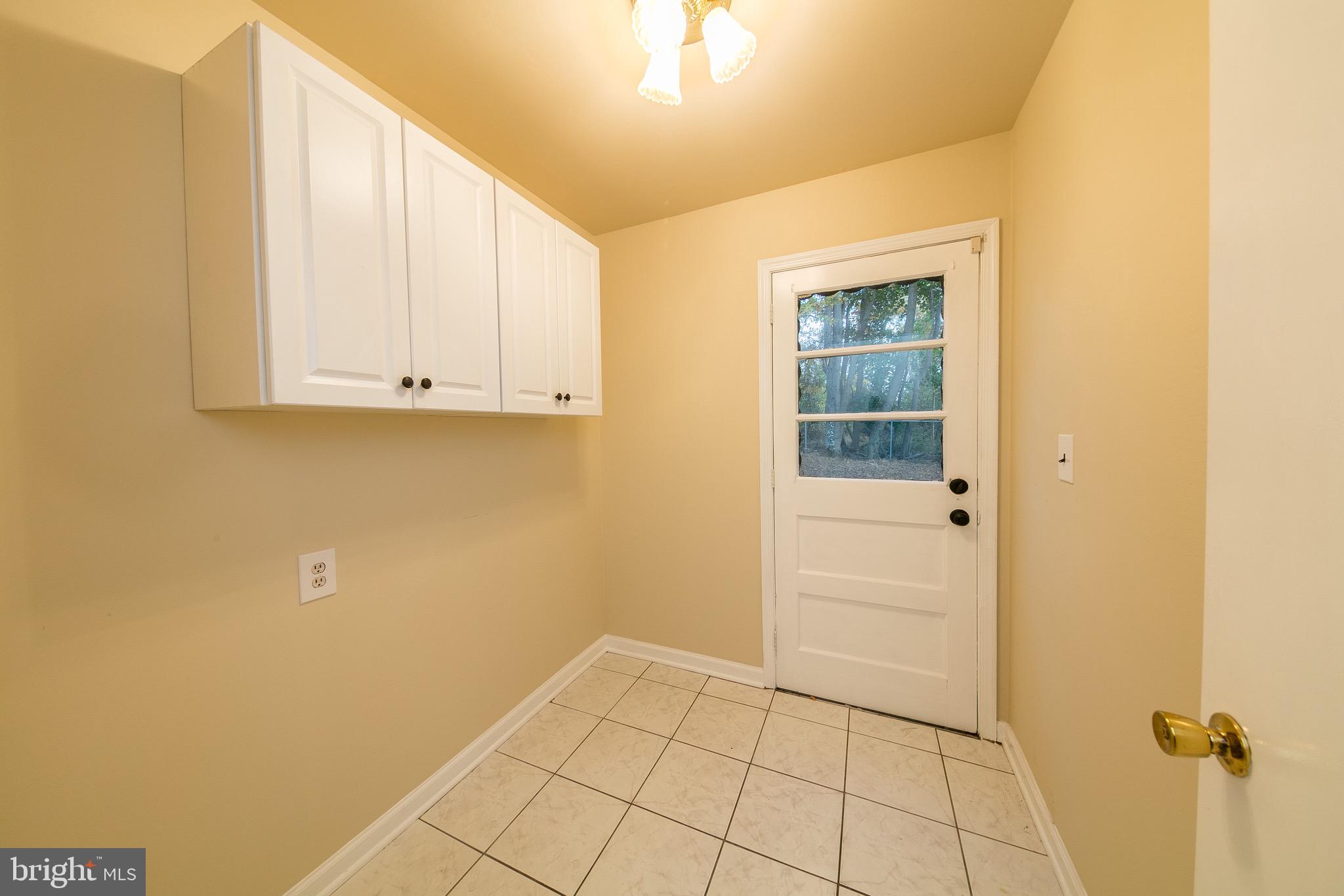 19 Scudder Road Ewing, NJ 08628 - Photo 7 of 20