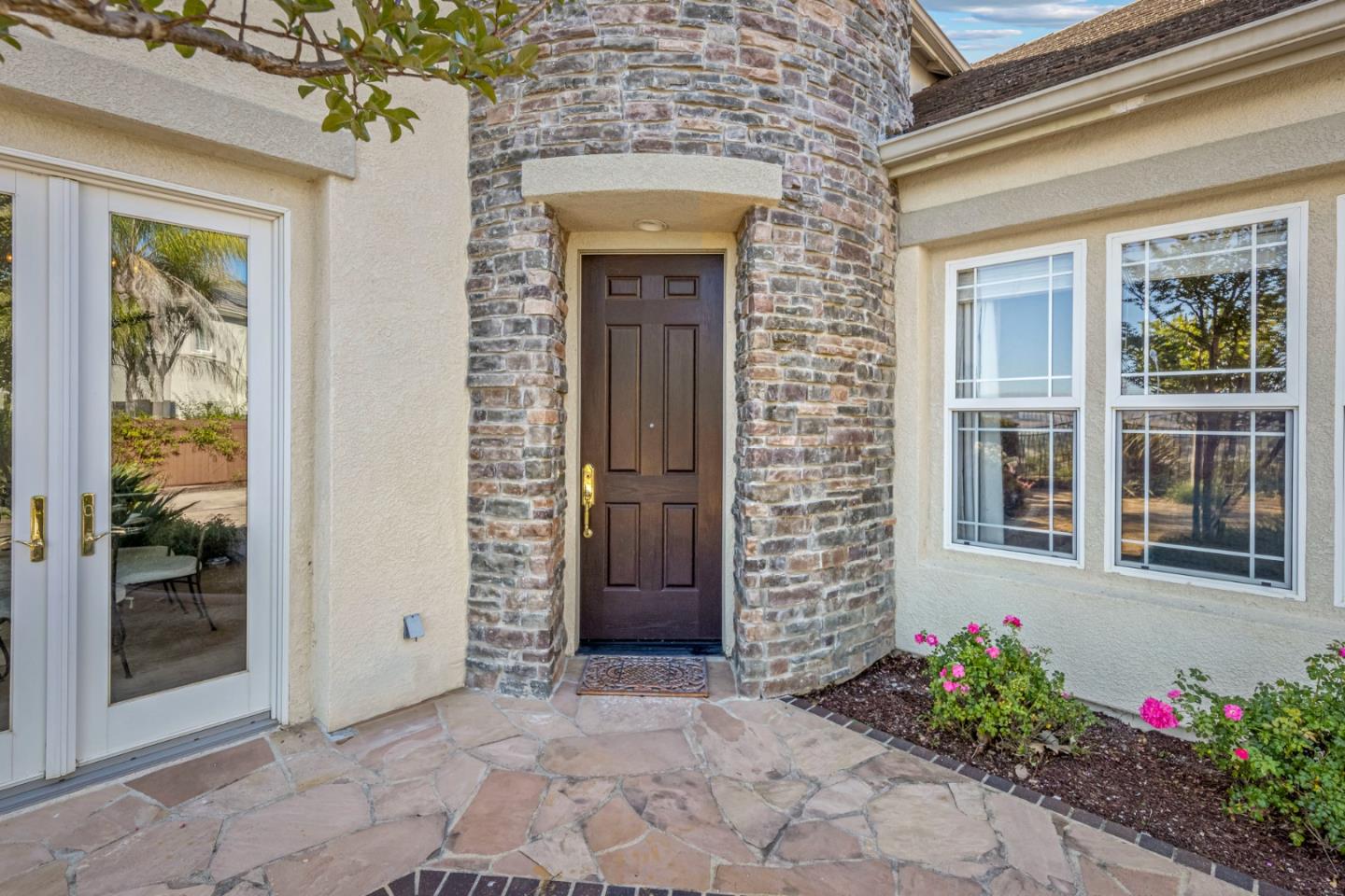 6850 Eagle Ridge Drive Gilroy, CA 95020 - Photo 4 of 51 a front view of a house with a entryway
