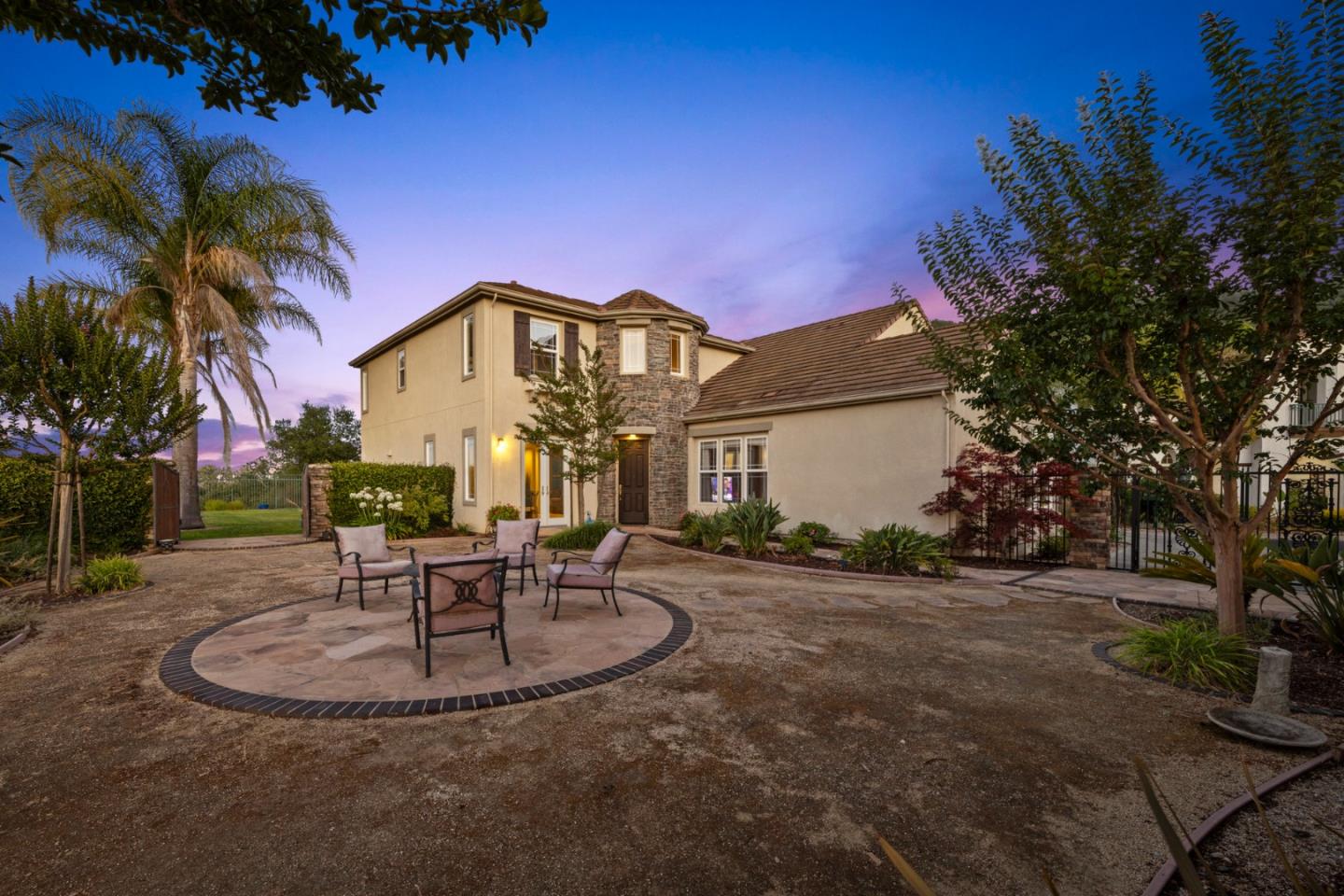 6850 Eagle Ridge Drive Gilroy, CA 95020 - Photo 43 of 51 a front view of a house with a yard