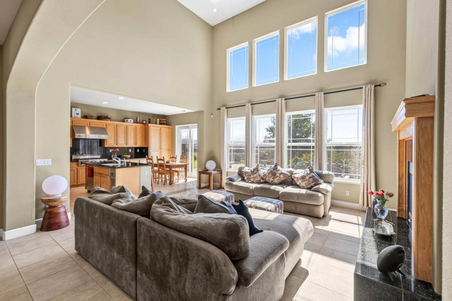 6850 Eagle Ridge Drive Gilroy, CA 95020 - Photo 7 of 51 a living room with furniture and a large window